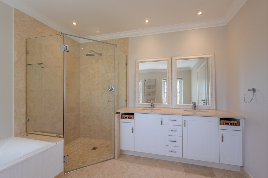 4 Bedroom Property for Sale in Thesen Islands Western Cape